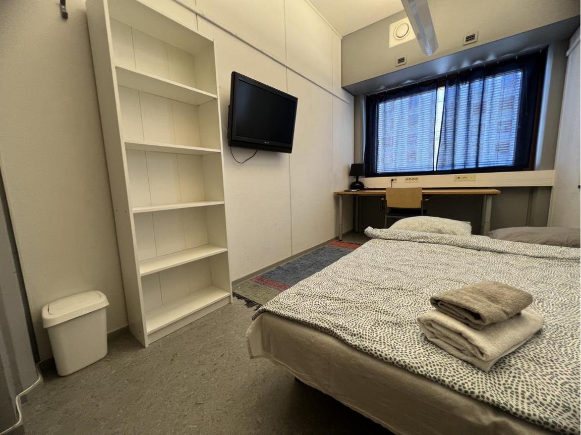 Smart Group 225 Hostel Helsinki Buitenkant foto
